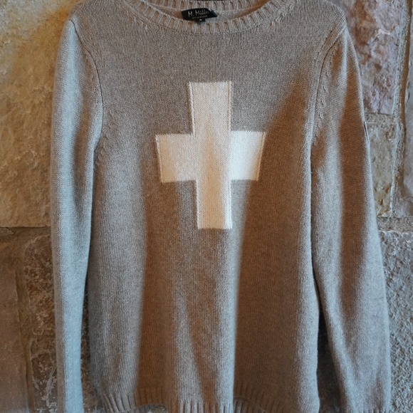 Tan Sweater with Ski Patch  - Size S - Picture 1 of 3